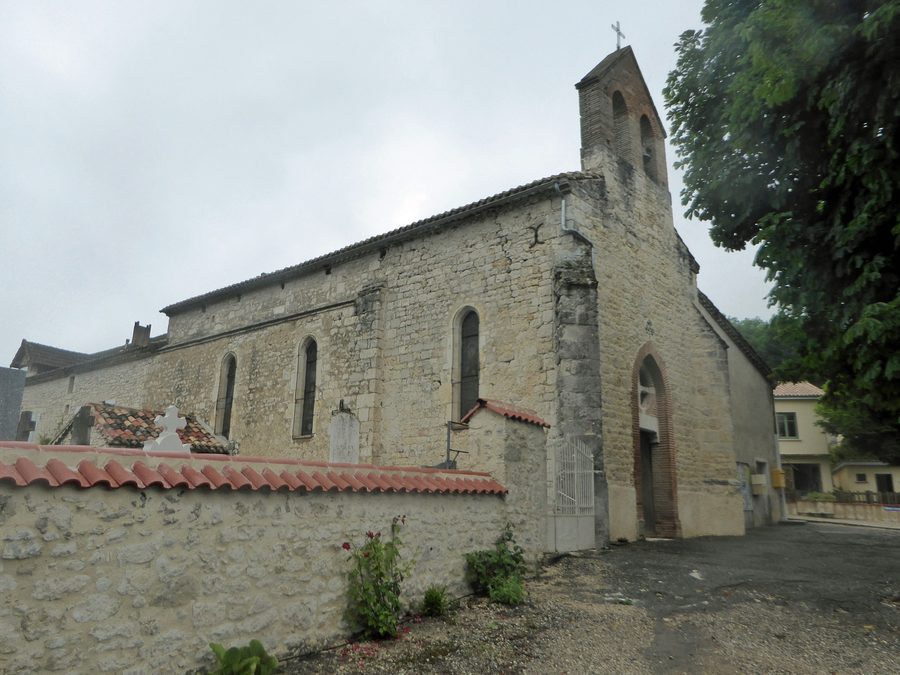 Внешний вид церкви Église de l’Assomption de Tréjouls