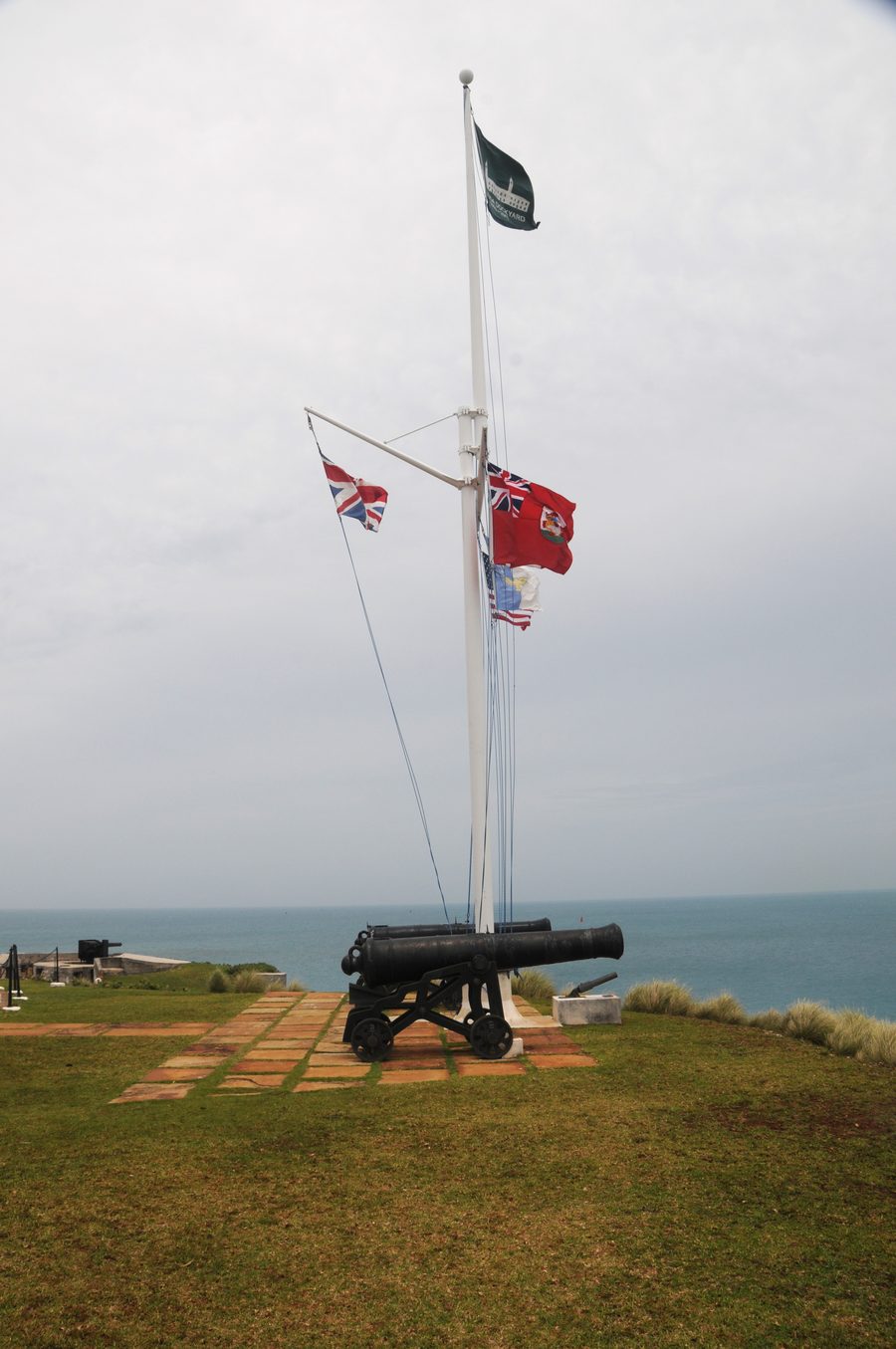 Royal Naval Dockyard на Бермудских островах