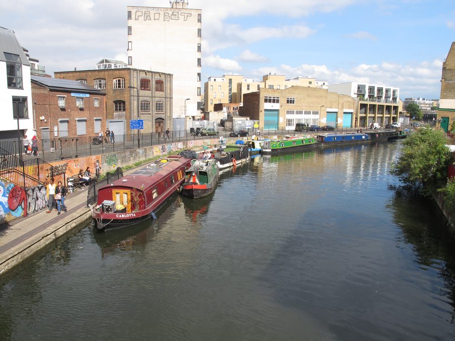 Домики-лодки на Regent’s Canal в Хакни