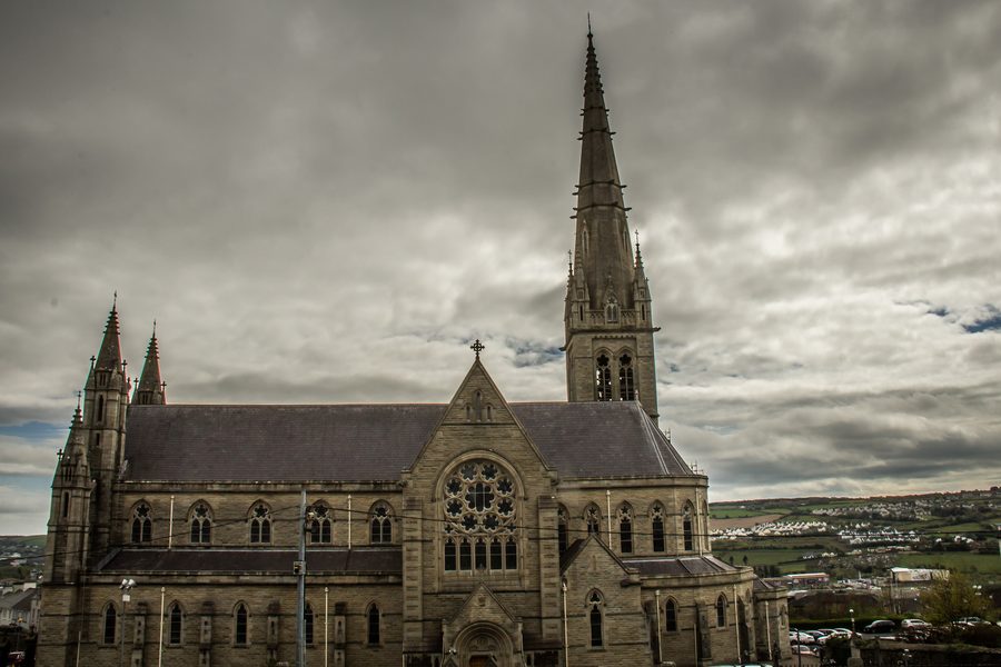Внешний вид собора St Eunan и St Columba в Letterkenny