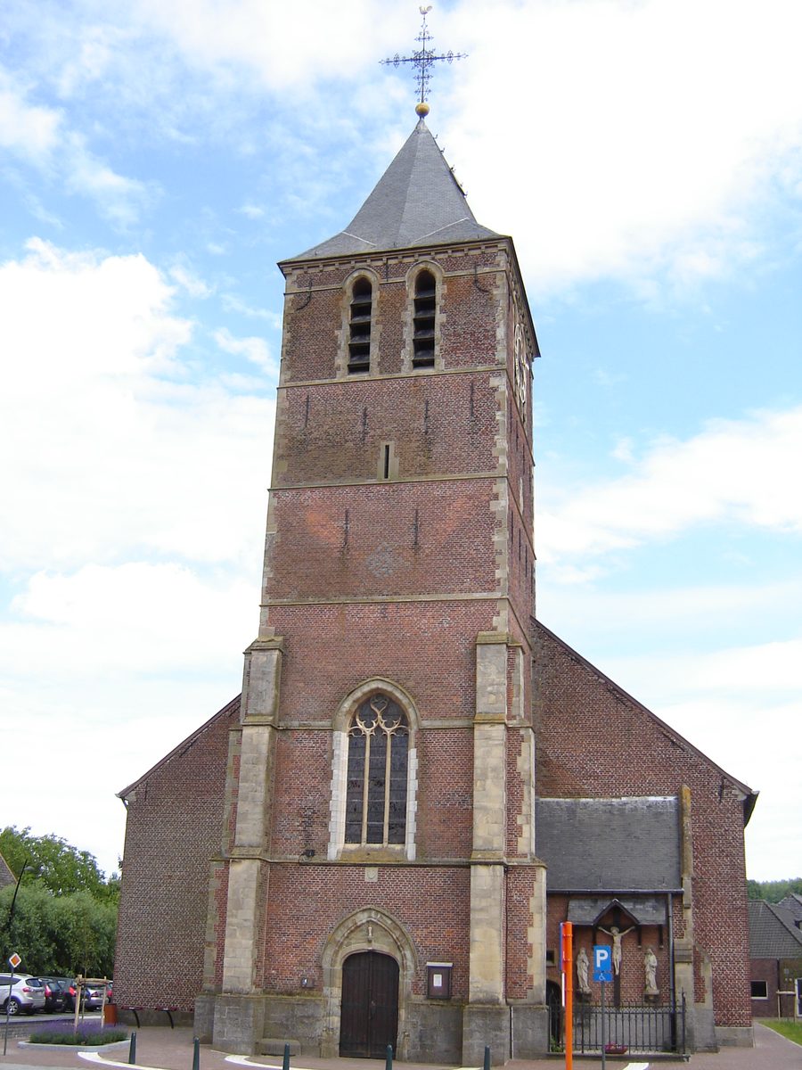 Церковь Sint-Petruskerk в Schorisse, Maarkedal, Восточная Фландрия