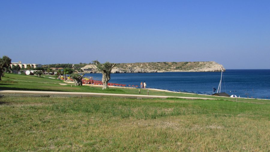 Пляж в Колимпии