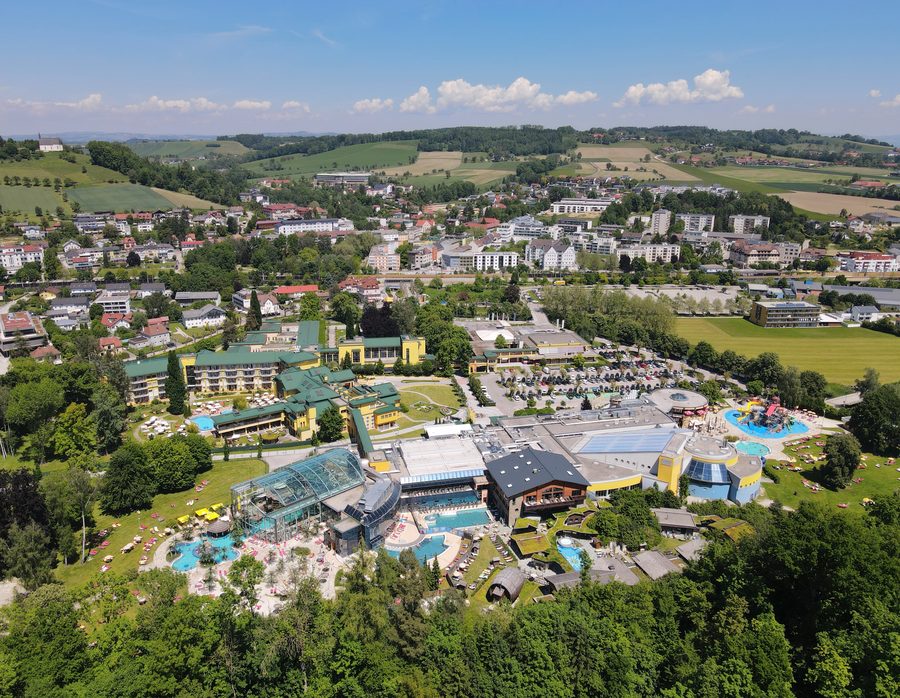 Вид с воздуха на EurothermenResort Бад-Шаллербах