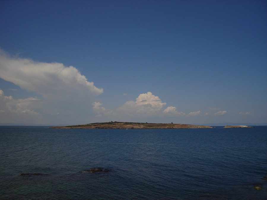 Остров Святой Иван в Чёрном море рядом с Созополем, Болгария