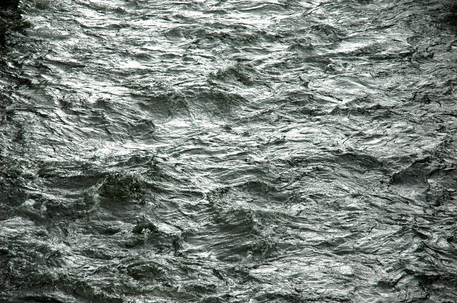 Clear Creek на восточной стороне Айдахо-Спрингс, Колорадо