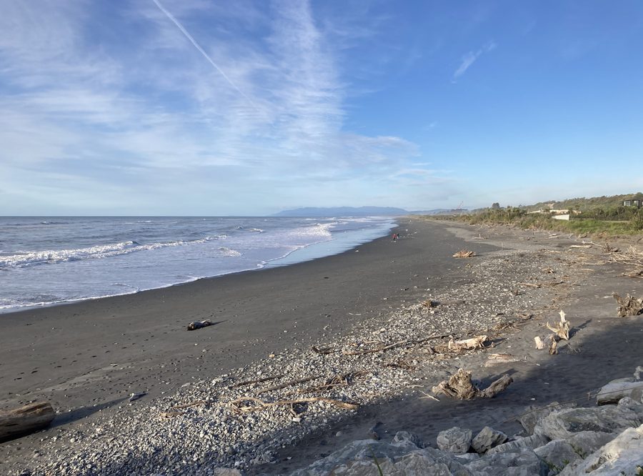 Пляж Hokitika на западном побережье Новой Зеландии