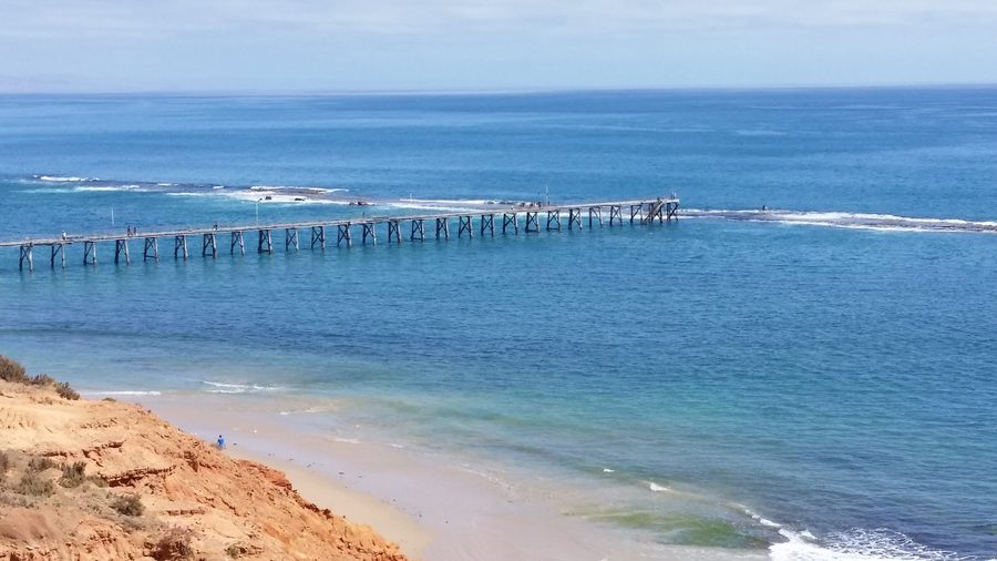 Пирс Port Noarlunga на побережье Южной Австралии