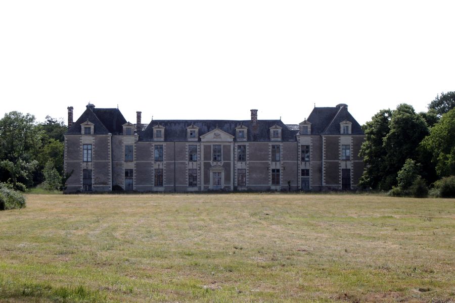 Замок Château de la Guibourgère в Тейе, Атлантическая Луара