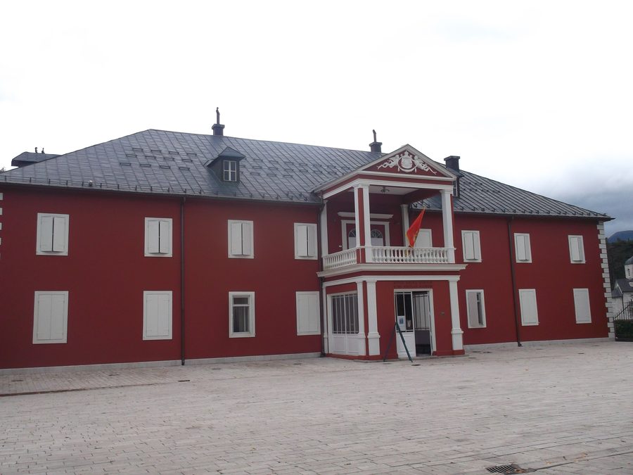Панорама Цетинье в Черногории
