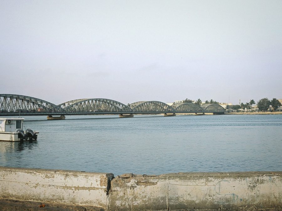 Мост Файдхербе, соединяющий Сор и Ндар в Сен-Луи