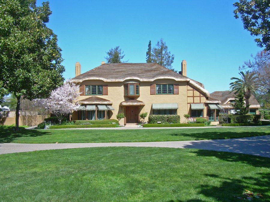 Ainsley House в Кэмпбелле, Калифорния