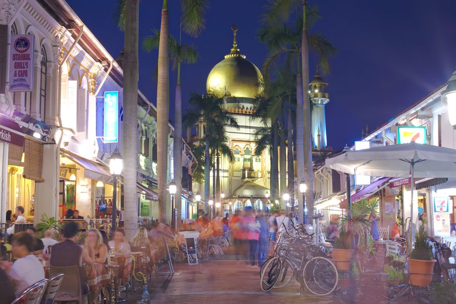 Мечеть Султана и Bussorah Street в Kampong Glam, Сингапур